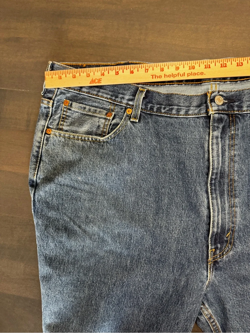 Levis levis 550